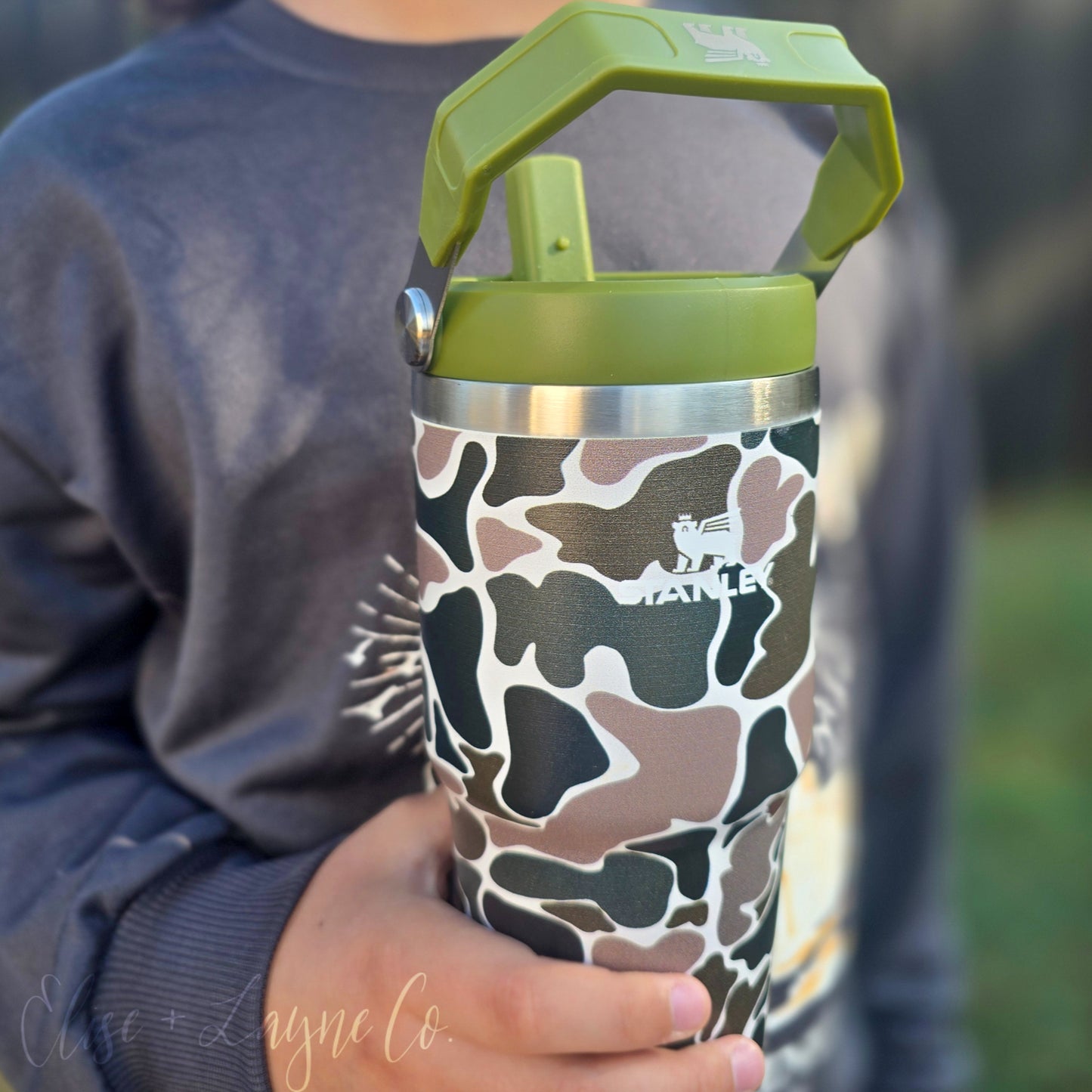 20oz Retro Camo